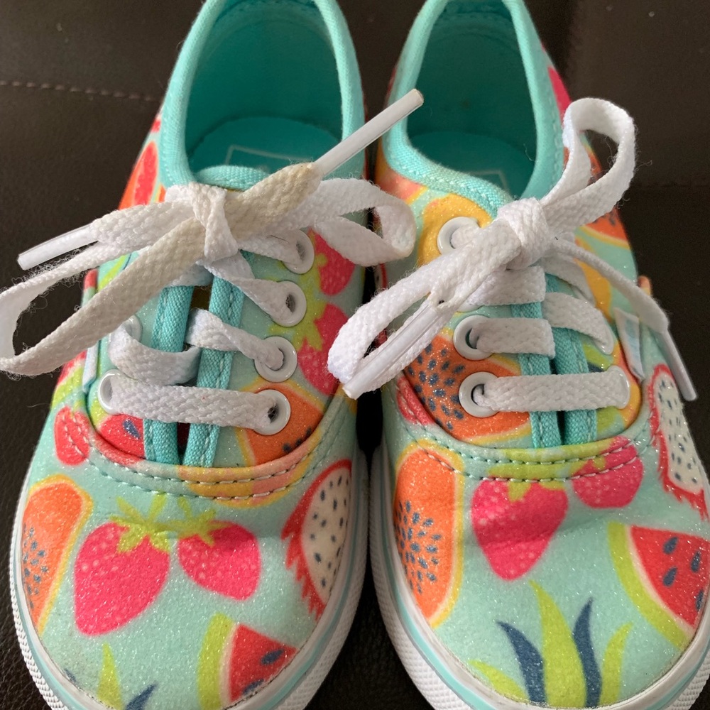 Toddler girls vans sneakers